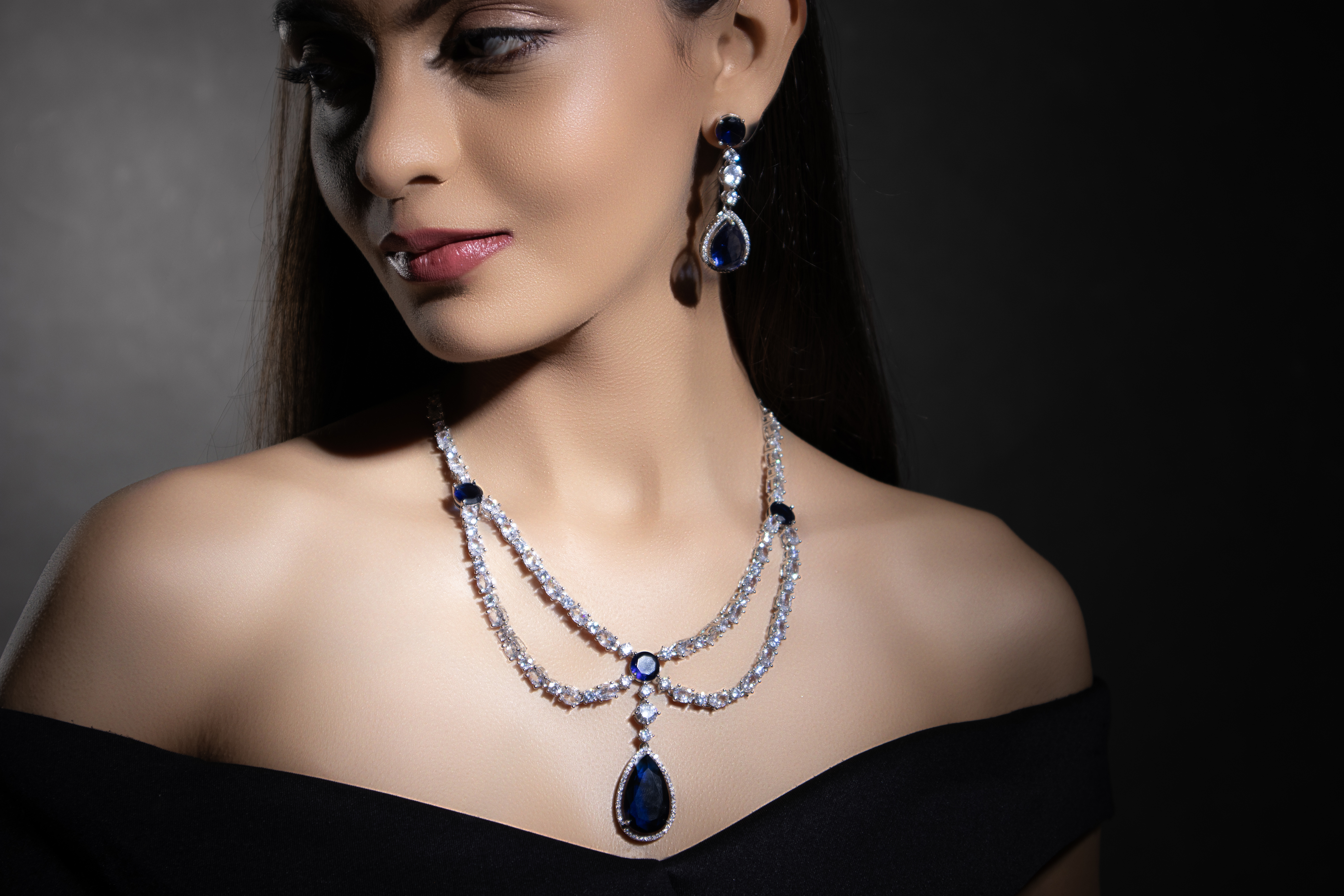 Oceanic Luxury - Elegant Diamond-Cut Set